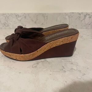 Donald J Pliner Size 9.5 brown wedge sandal